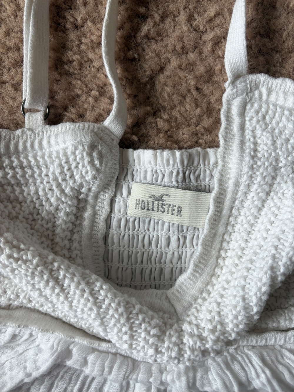 Y2K Vintage White Cotton Cropped Hollister Cami - Picture 4 of 10